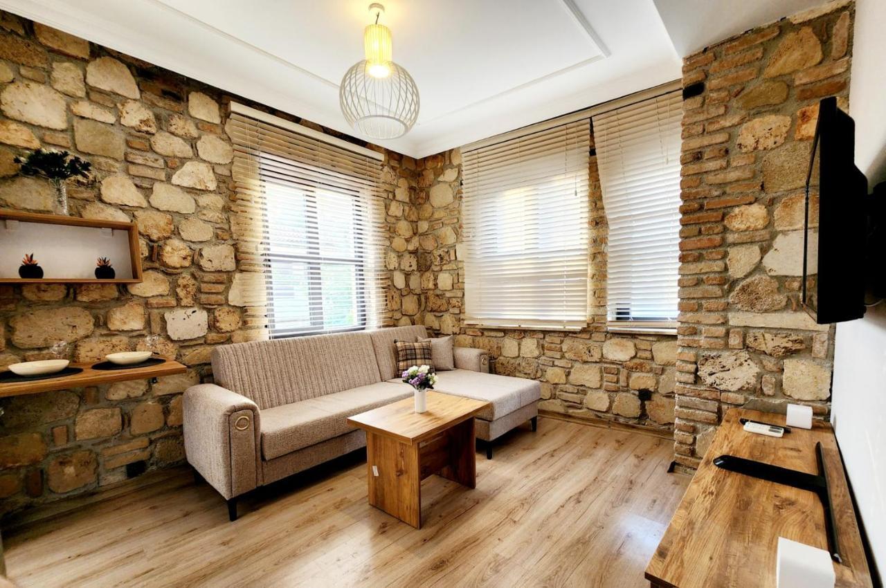Sera Homes Kaleici Oldtown Antalya Eksteriør billede