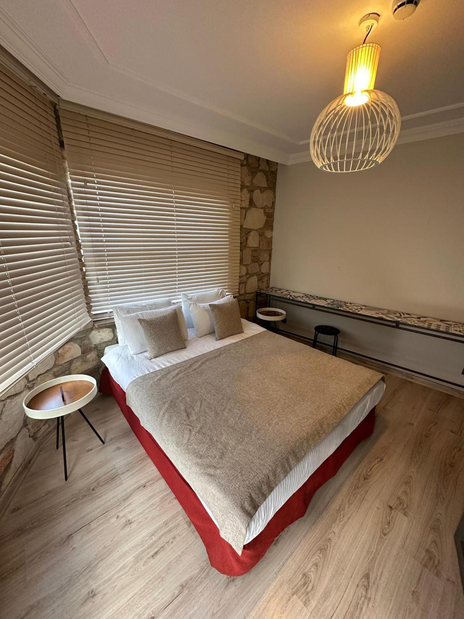 Sera Homes Kaleici Oldtown Antalya Eksteriør billede